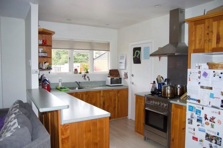 Photo of property in 5 Leslies Road, Cust, Rangiora, 7471