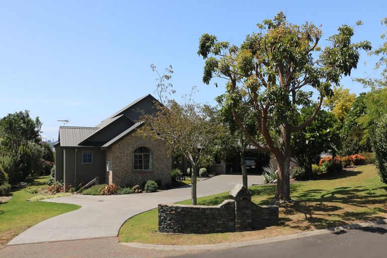 Photo of property in 27 Bayview Drive, Waiuku, 2123