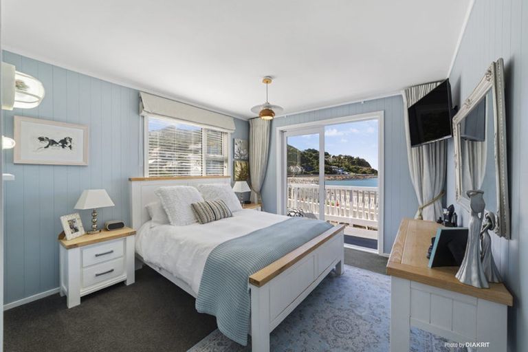 Photo of property in 68 Owhiro Bay Parade, Owhiro Bay, Wellington, 6023