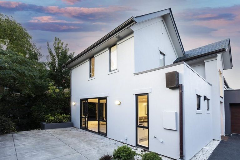 Photo of property in 31 Mcdougall Avenue, St Albans, Christchurch, 8014