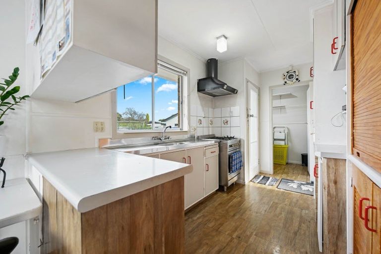 Photo of property in 21 Sunnyside Road, Nawton, Hamilton, 3200