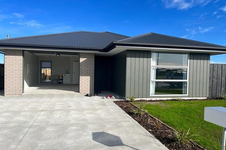 Photo of property in 90 Broadway Parade, Rolleston, 7615