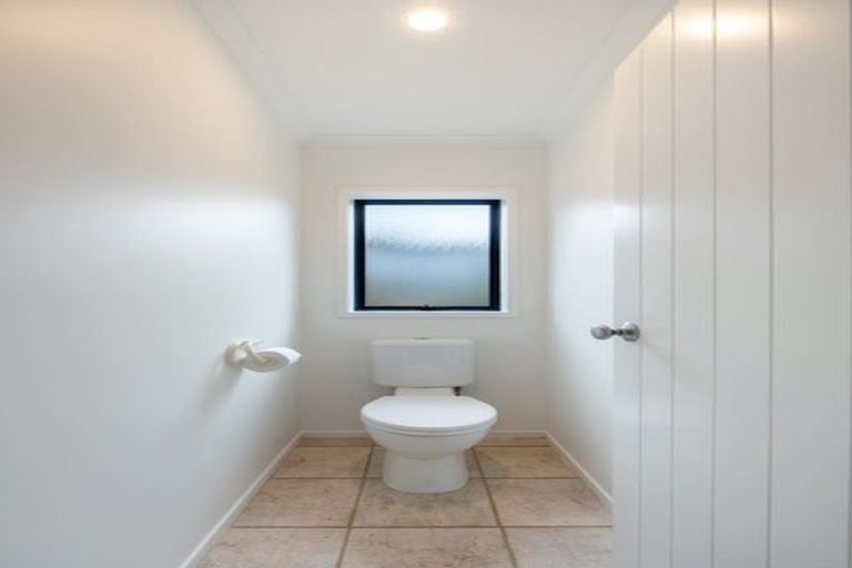 Photo of property in 6 Rush Creek Drive, Westgate, Auckland, 0614