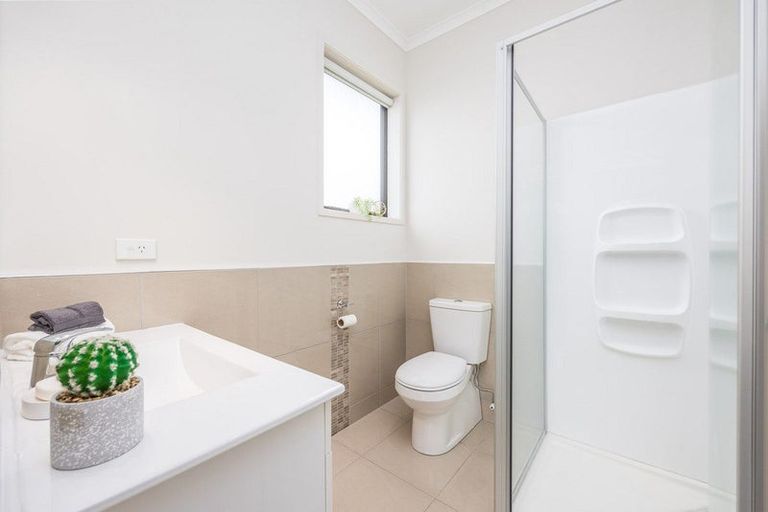 Photo of property in 12 Ariel Place, Snells Beach, 0920