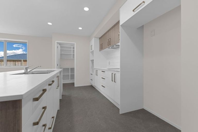 Photo of property in 65 Leathem Crescent, Pokeno, 2402