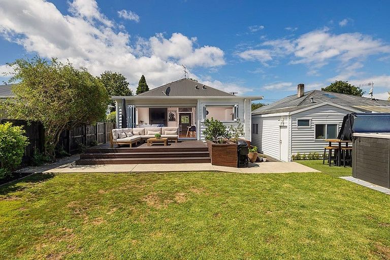 Photo of property in 26 Wairere Avenue, Mount Albert, Auckland, 1025