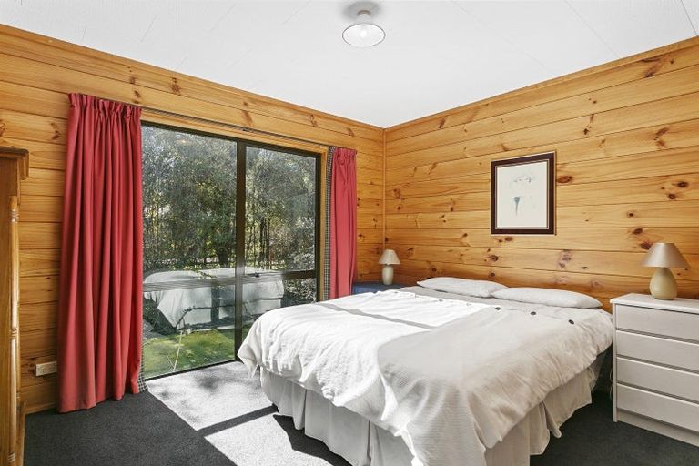 Photo of property in 6 Kaiuru Avenue, Pukawa Bay, Turangi, 3381