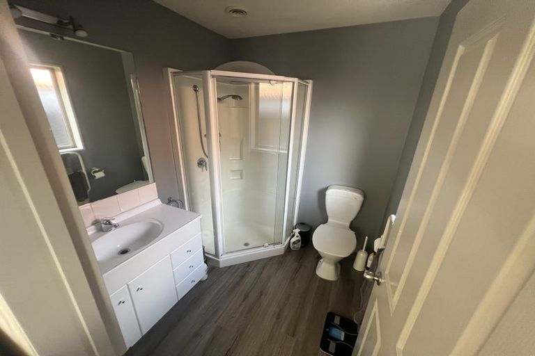 Photo of property in 19 Lindores Street, Addington, Christchurch, 8024