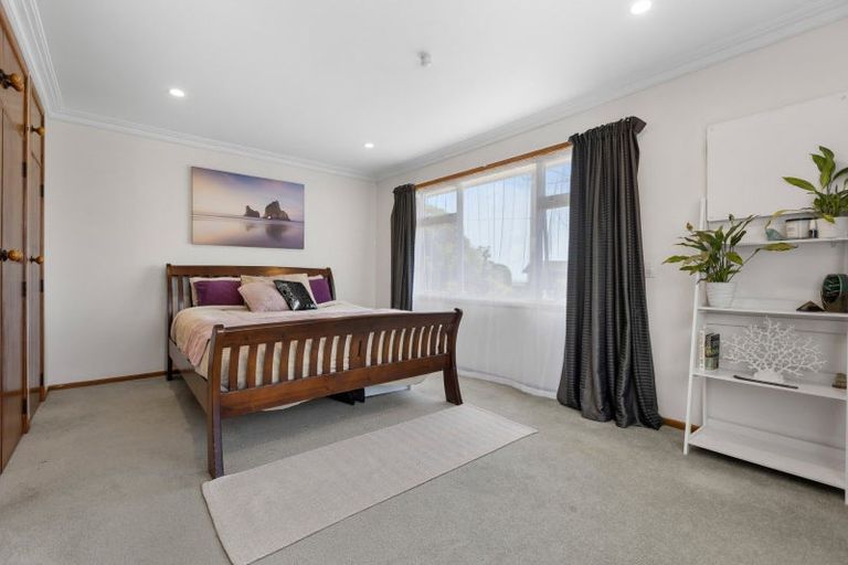 Photo of property in 11 Dowman Street, Urenui, 4375