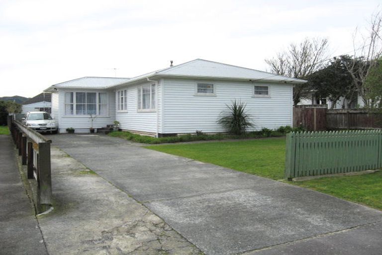 Photo of property in 6 Edmonds Street, Wainuiomata, Lower Hutt, 5014