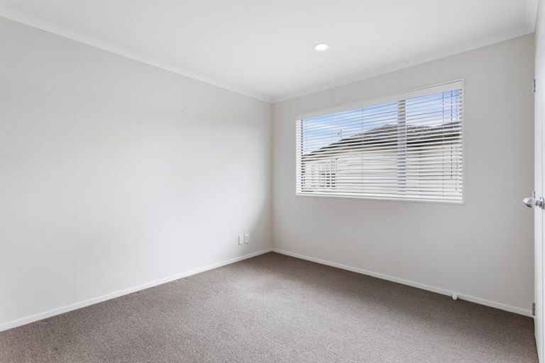 Photo of property in 28 Riviera Drive, Flat Bush, Auckland, 2019