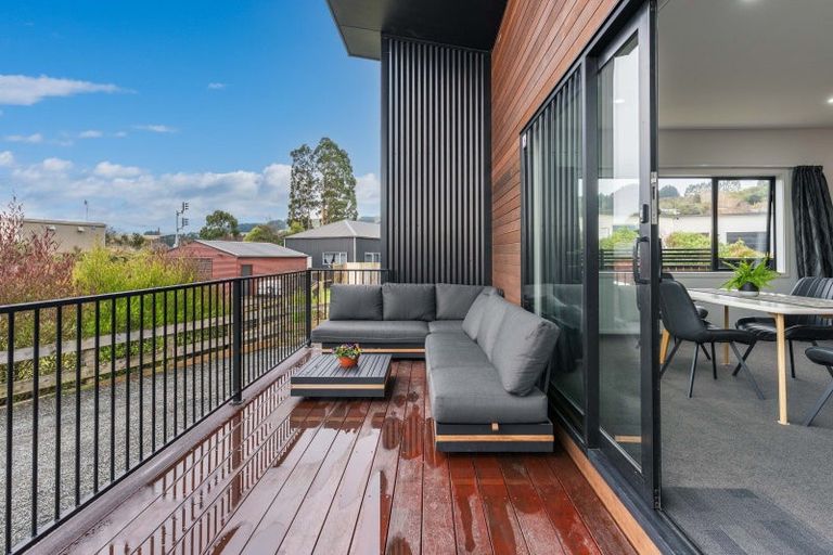 Photo of property in 7b Paterson Road, Mosgiel, 9092