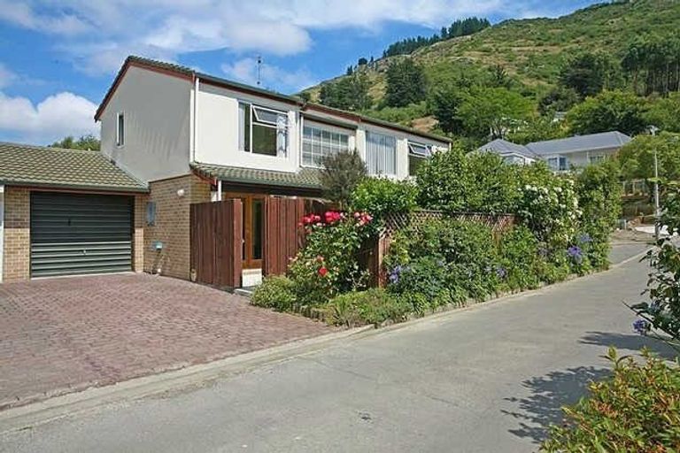 Photo of property in 1/84 Bowenvale Avenue, Cashmere, Christchurch, 8022