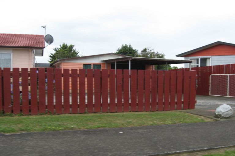 Photo of property in 11 Vimy Place, Mangere, Auckland, 2022