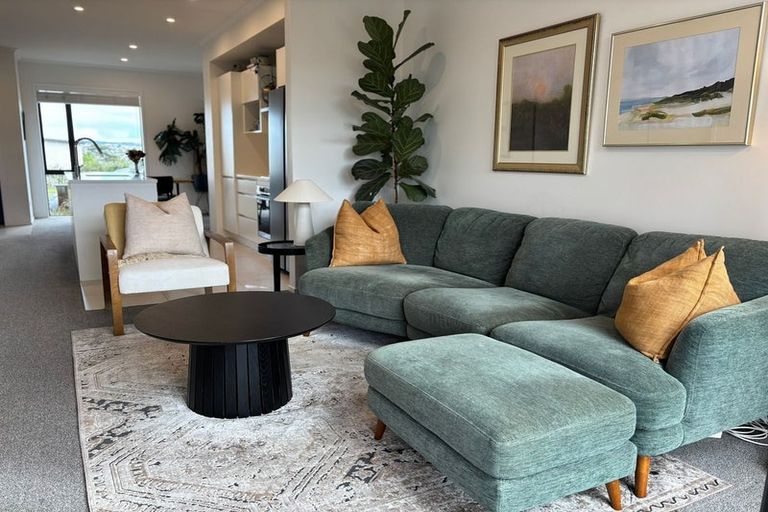 Photo of property in 13/1 Scott Road, Hobsonville, Auckland, 0616