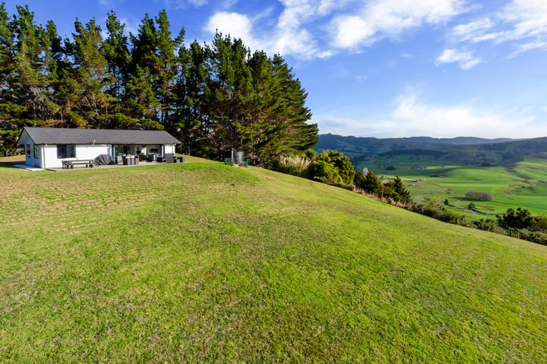 Photo of property in 1612a Pakiri Road, Tomarata, Wellsford, 0972