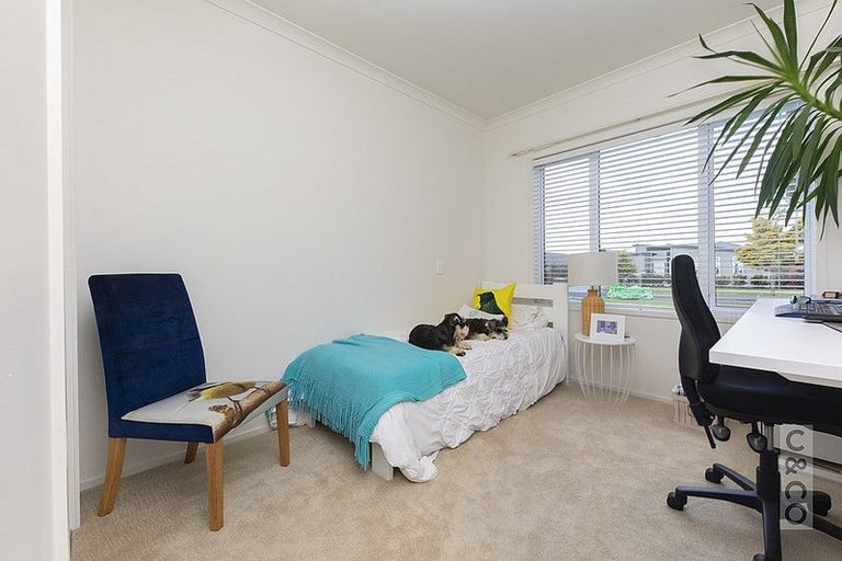 Photo of property in 14 Floyd Road, Riverhead, 0820