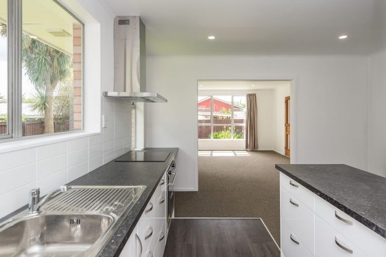 Photo of property in 2/91 Perry Street, Papanui, Christchurch, 8053