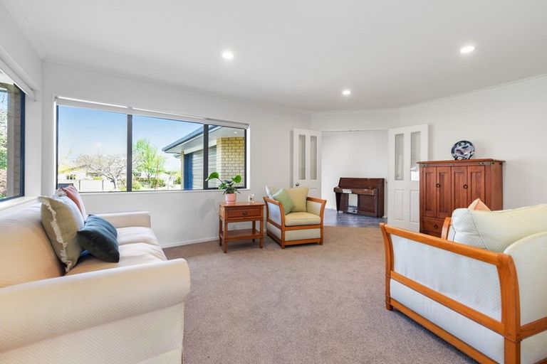 Photo of property in 6 Callum Brae Drive, Rototuna, Hamilton, 3210