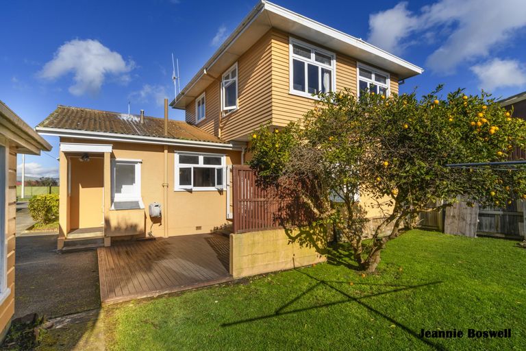 Photo of property in 859 Main Street, Roslyn, Palmerston North, 4414