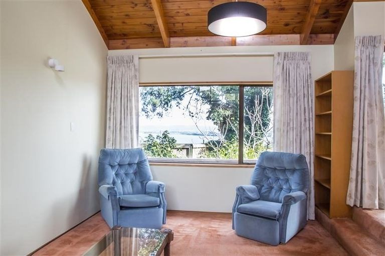 Photo of property in 56a Rangatira Road, Beach Haven, Auckland, 0626