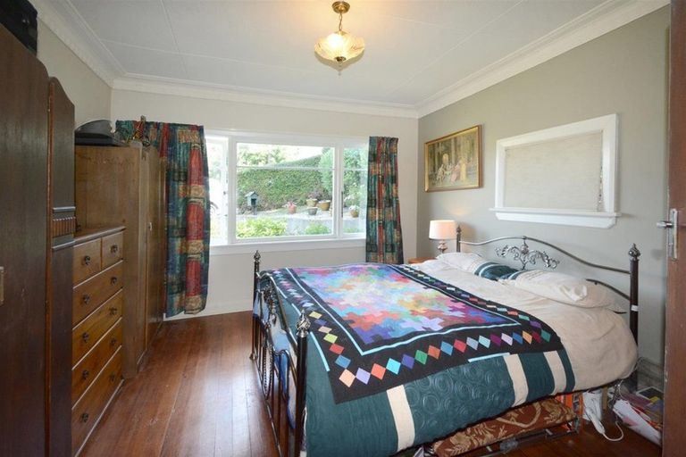 Photo of property in 26 Shortland Street, Caversham, Dunedin, 9011