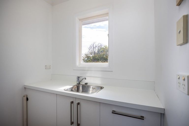 Photo of property in 56 Wallath Road, Westown, New Plymouth, 4310