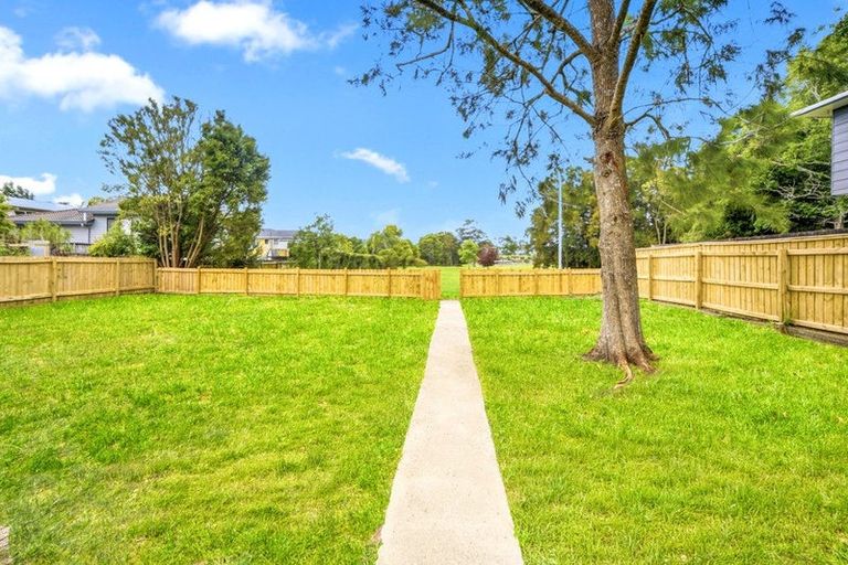 Photo of property in 11 Juniper Road, Sunnynook, Auckland, 0620