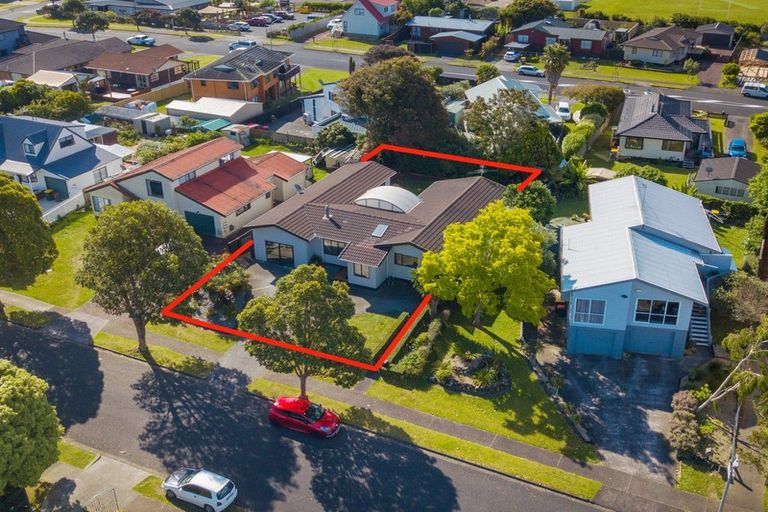 Photo of property in 25 Sunningdale Street, Wattle Downs, Auckland, 2103