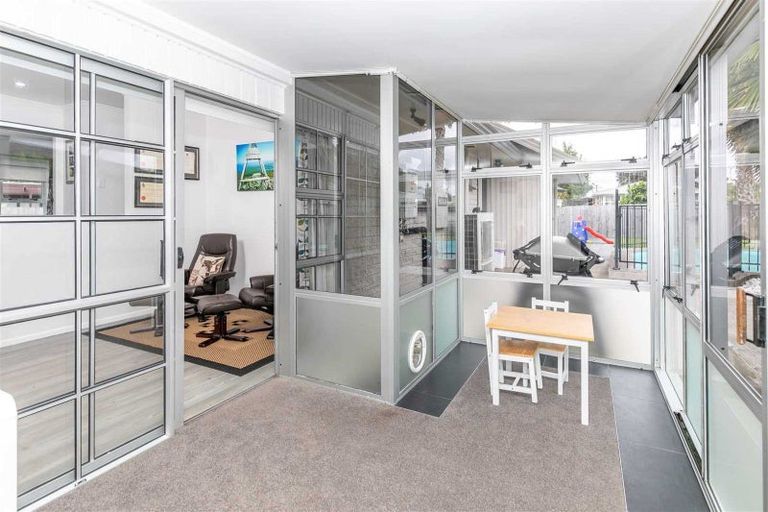 Photo of property in 16 Glen Lynne Avenue, Queenwood, Hamilton, 3210