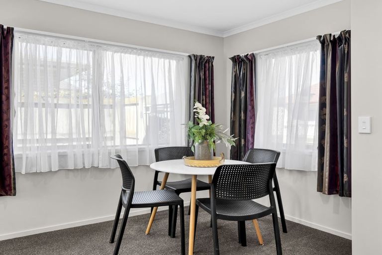 Photo of property in Trackside Villas, 53/91 Mako Mako Road, Levin, 5510