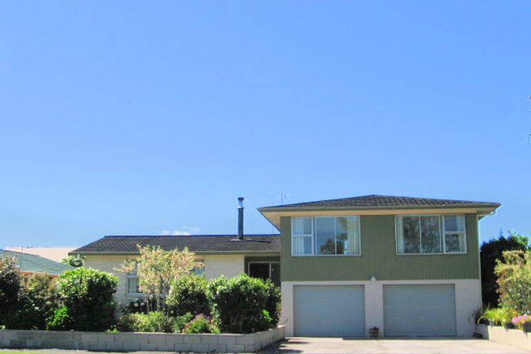 Photo of property in 8 Mason Street, Riverdale, Gisborne, 4010