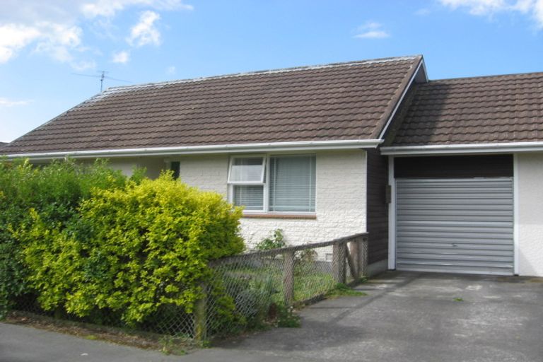 Photo of property in 1/9 Saunders Place, Redwood, Christchurch, 8051