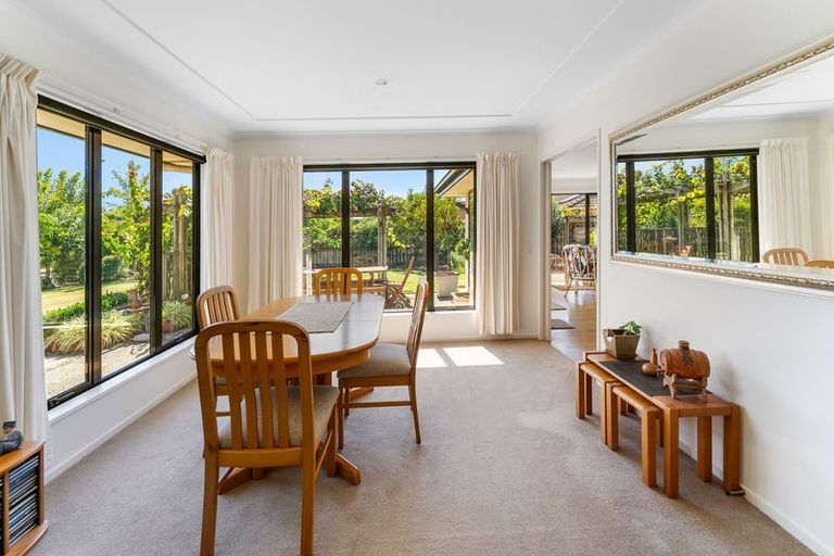 Photo of property in 38 Hollybush Drive, Brightwater, 7022