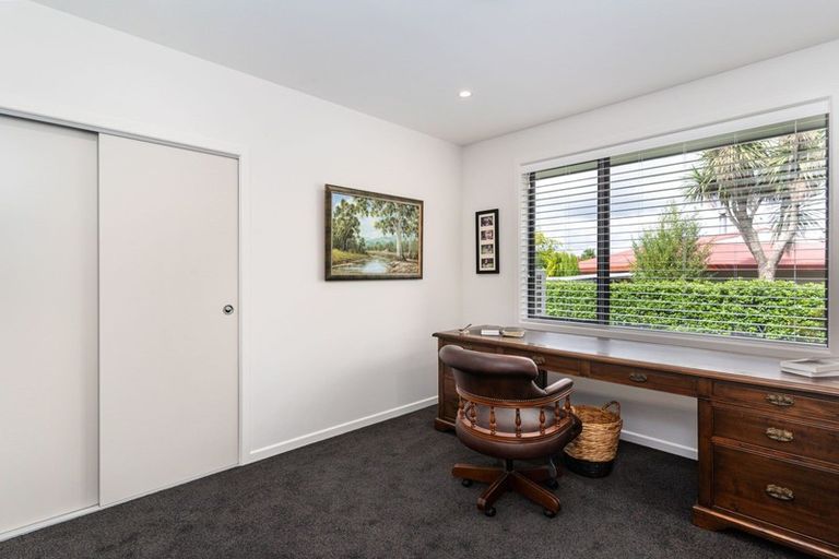 Photo of property in 8 Lancewood Avenue, Feilding, 4702