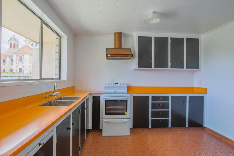 Photo of property in 4/6 Napier Street, Timaru, 7910