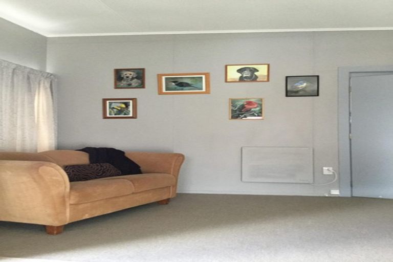 Photo of property in 129 Bridge Street, Eltham, 4322