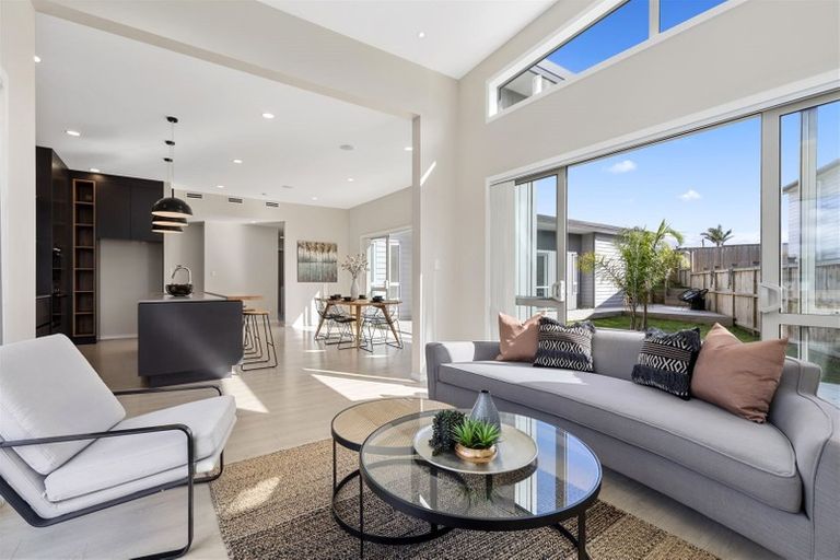 Photo of property in 42 Huarahi Pai Road, Huapai, Kumeu, 0810