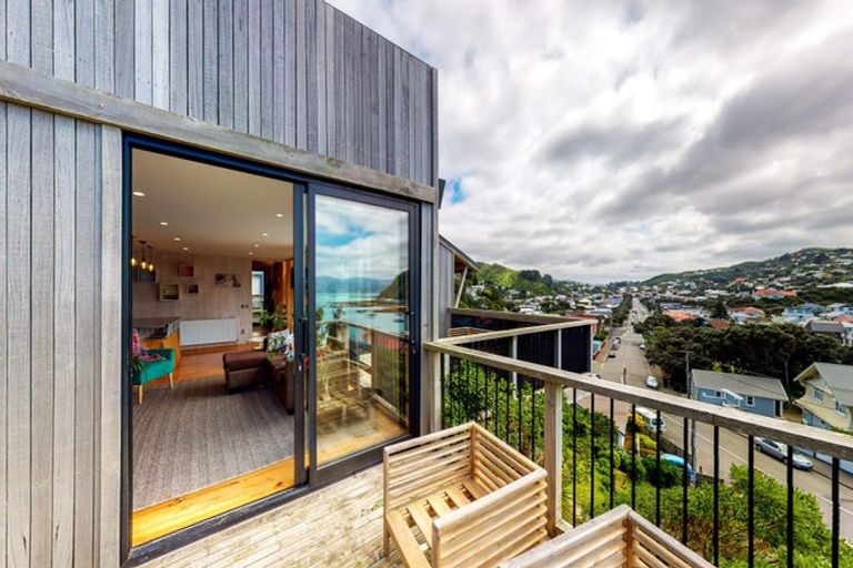 Photo of property in 4 Milne Terrace, Island Bay, Wellington, 6023