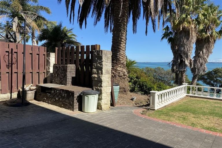 Photo of property in 9 Omana Esplanade, Maraetai, Auckland, 2018