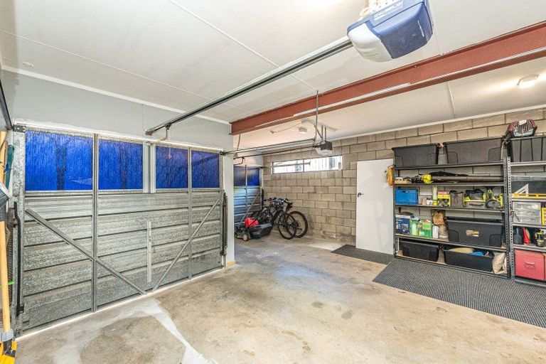 Photo of property in 23 Aiken Road, Saint Johns Hill, Whanganui, 4501