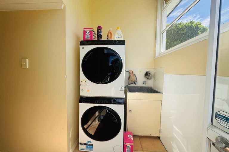 Photo of property in 60 Newcastle Street, Hokowhitu, Palmerston North, 4410