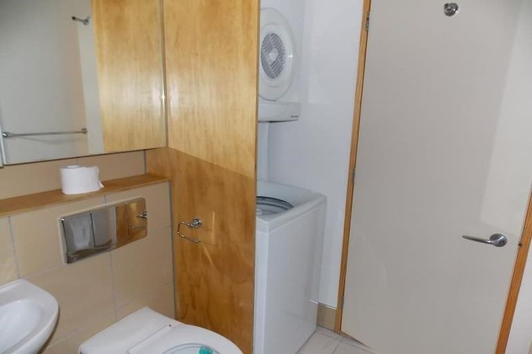 Photo of property in First House Apartments, 17/4 Frederick Street, Te Aro, Wellington, 6011