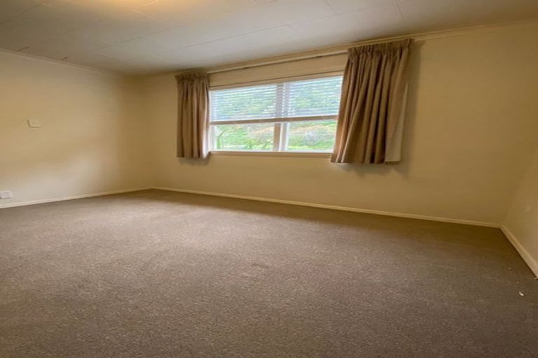Photo of property in 172 Main Road South, Raumati South, Paraparaumu, 5032