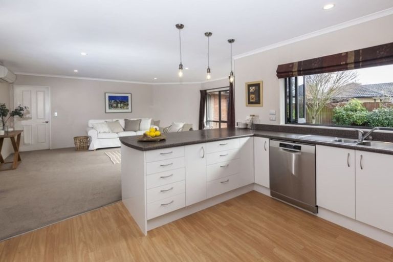 Photo of property in 30 Pewter Place, Northwood, Christchurch, 8051