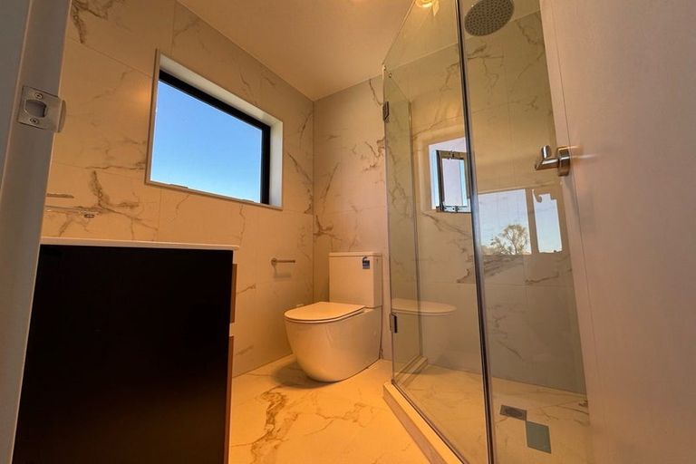 Photo of property in 14a Grove Lane, Pakuranga, Auckland, 2010