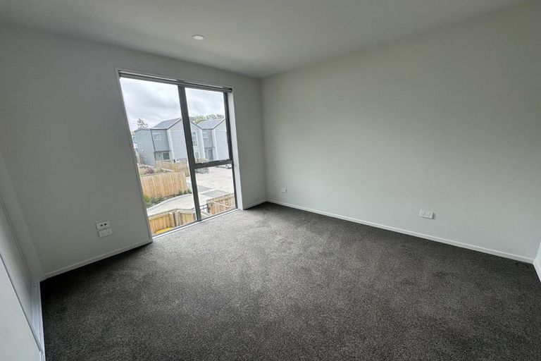 Photo of property in 2/27 Linwood Avenue, Linwood, Christchurch, 8011