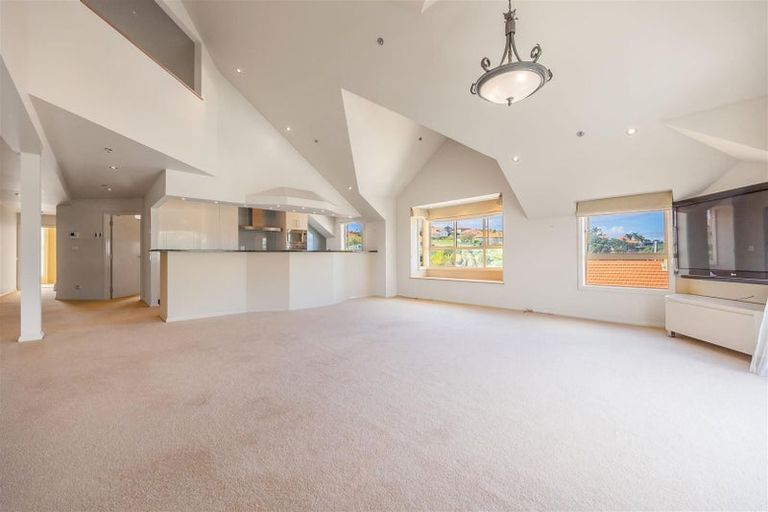 Photo of property in 68 Harbour Village Drive, Gulf Harbour, Whangaparaoa, 0930