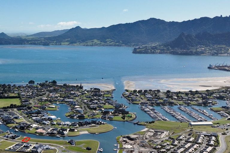 Photo of property in 25 Maturiki Drive, One Tree Point, 0118