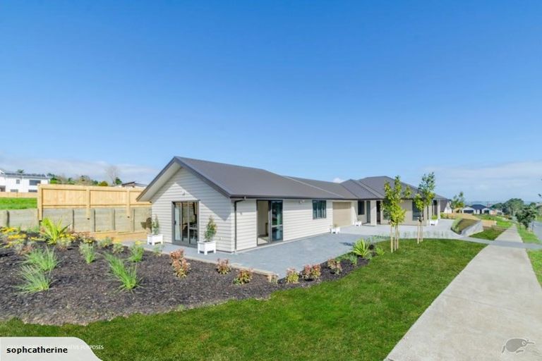 Photo of property in 69 Kahawairahi Drive, Beachlands, Auckland, 2018
